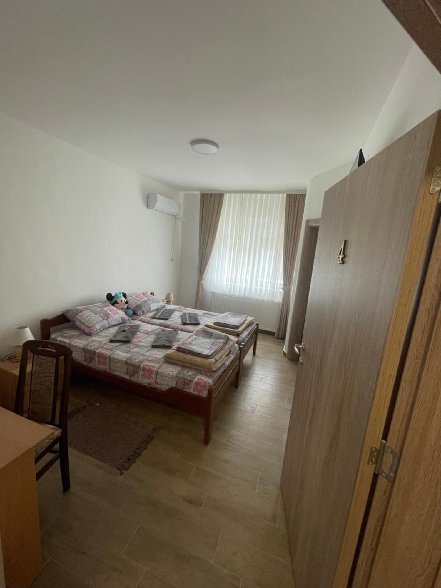 Zuta Osa Hotel Bela Crkva  Bagian luar foto