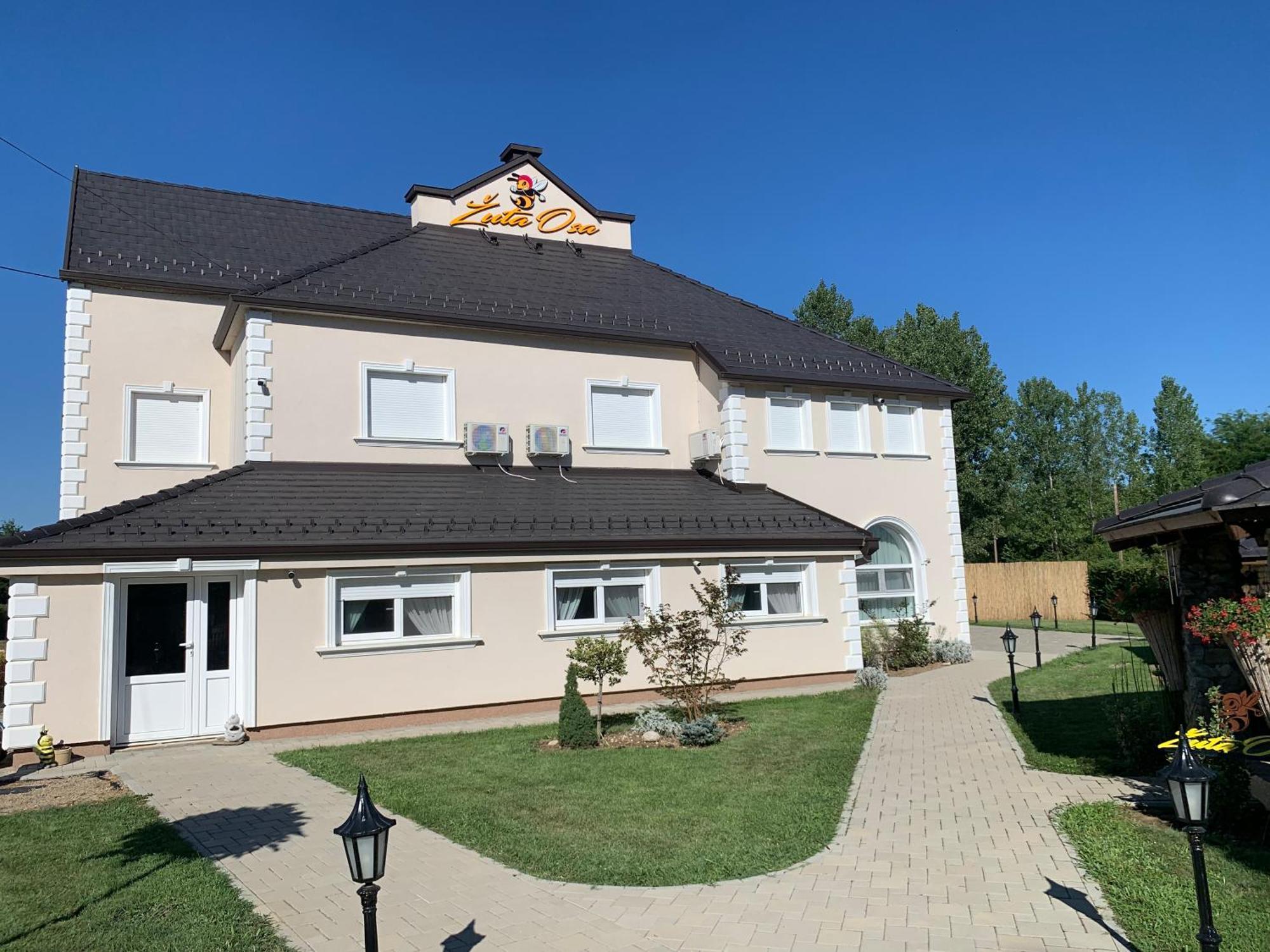 Zuta Osa Hotel Bela Crkva  Bagian luar foto